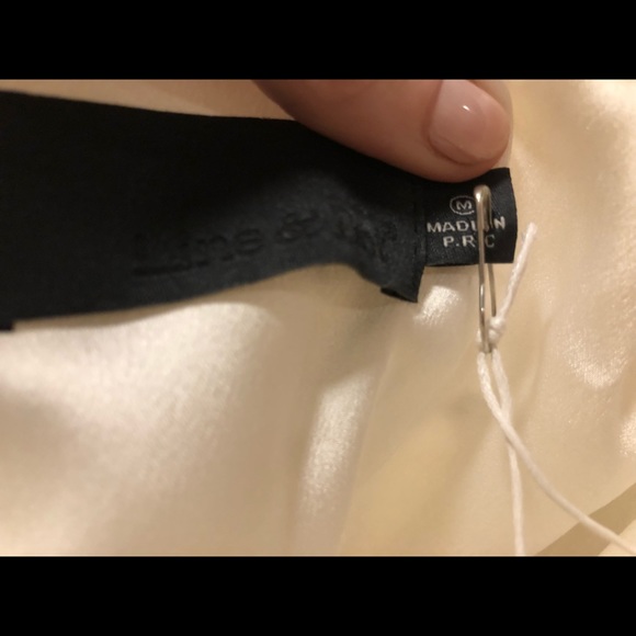 Line & Dot Bisous Off The Shoulder Dress - Picture 4 of 5